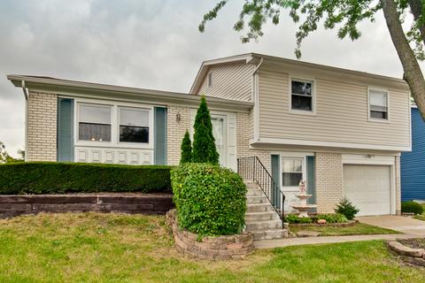 4441 Trailside Ct, Hoffman Estates, IL 60192 photo 1