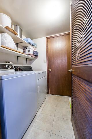1385 Westbury Dr, Hoffman Estates, IL 60192 photo 4