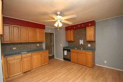 1229 Algonquin Dr, Elgin, IL 60120 photo 5