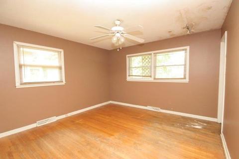 1229 Algonquin Dr, Elgin, IL 60120 photo 8