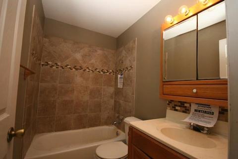 1229 Algonquin Dr, Elgin, IL 60120 photo 7