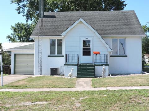 154 E Second North St, Chebanse, IL 60922 photo 1