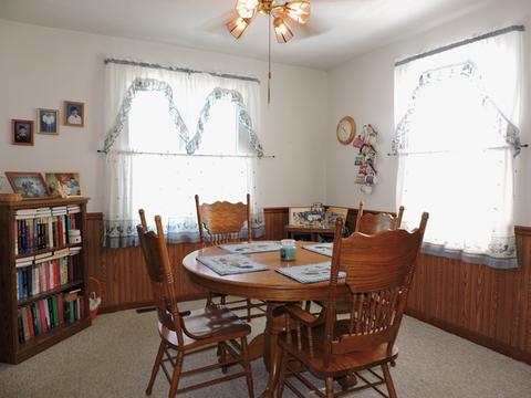 154 E Second North St, Chebanse, IL 60922 photo 5