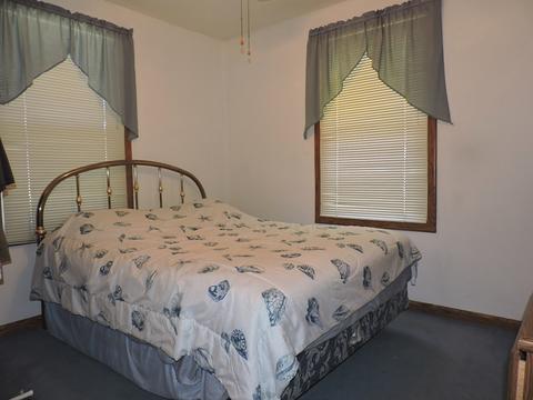 154 E Second North St, Chebanse, IL 60922 photo 10