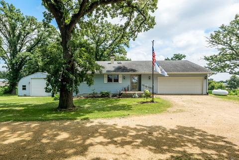 8213 N Mill Rd, Leaf River, IL 61047 photo 1