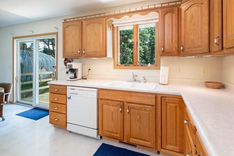 8213 N Mill Rd, Leaf River, IL 61047 photo 9