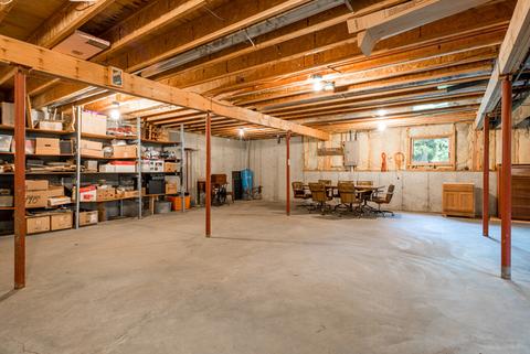 8213 N Mill Rd, Leaf River, IL 61047 photo 17