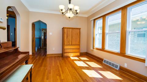 6417 28th Pl, Berwyn, IL 60402 photo 4