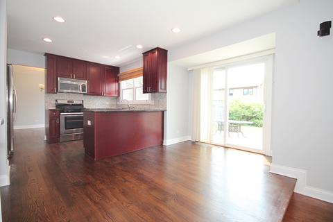 723 Hastings Ct, Wheeling, IL 60090 photo 5