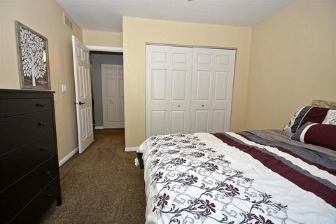 2785 White Barn Rd, Aurora, IL 60502 photo 19