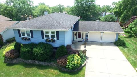 1075 Hassell Rd, Hoffman Estates, IL 60169 photo 1