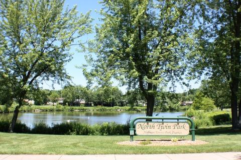 1075 Hassell Rd, Hoffman Estates, IL 60169 photo 23