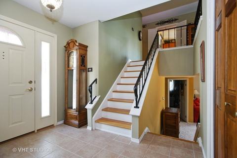 1075 Hassell Rd, Hoffman Estates, IL 60169 photo 3