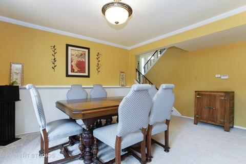 1075 Hassell Rd, Hoffman Estates, IL 60169 photo 18