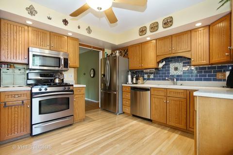1075 Hassell Rd, Hoffman Estates, IL 60169 photo 6