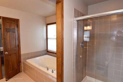 41 W570 Silvana Dr, Elgin, IL 60124 photo 15