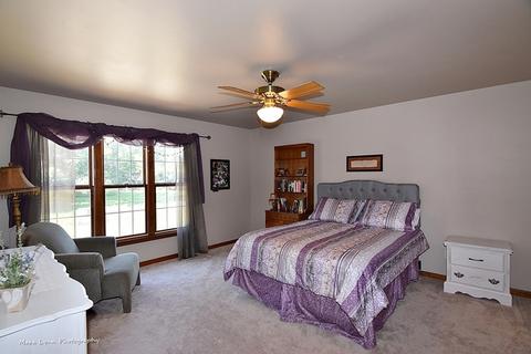41 W570 Silvana Dr, Elgin, IL 60124 photo 13