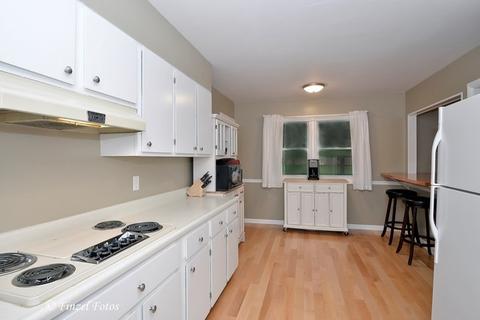 4407 Ashley Dr, Mchenry, IL 60050 photo 6