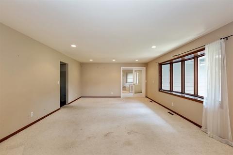 1222 Surrey Ct, Algonquin, IL 60102 photo 5