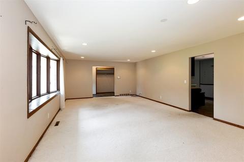 1222 Surrey Ct, Algonquin, IL 60102 photo 6