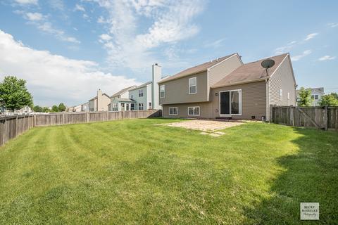 7507 Kenicott Ln, Plainfield, IL 60586 photo 3