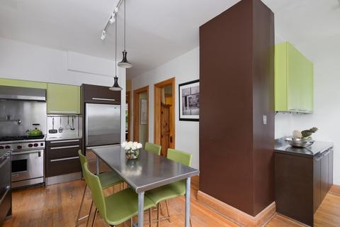 423 Greenleaf St, Evanston, IL 60202 photo 8