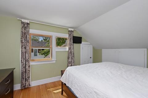 423 Greenleaf St, Evanston, IL 60202 photo 15