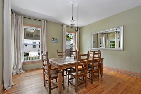 423 Greenleaf St, Evanston, IL 60202 photo 9