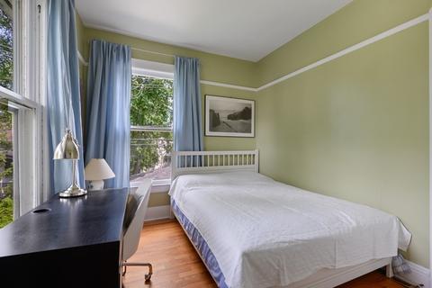 423 Greenleaf St, Evanston, IL 60202 photo 13