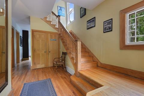 423 Greenleaf St, Evanston, IL 60202 photo 2