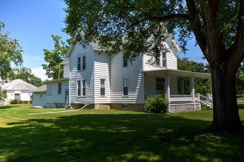 416 E Ash St, Chatsworth, IL 60921 photo 4