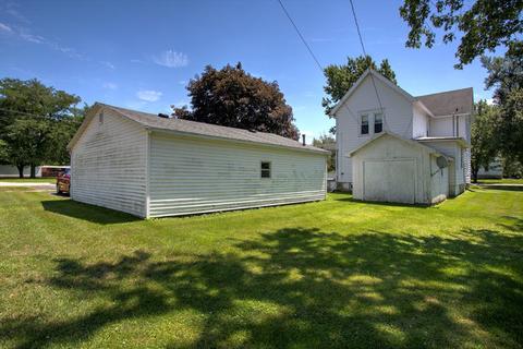 416 E Ash St, Chatsworth, IL 60921 photo 6