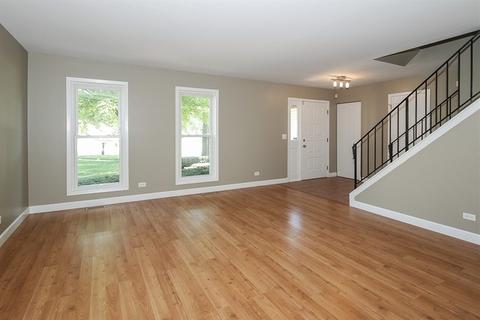 750 Dunmore Ln, Bartlett, IL 60103 photo 4