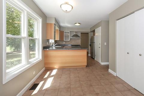 750 Dunmore Ln, Bartlett, IL 60103 photo 13