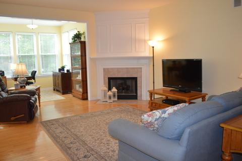 4161 Whitehall Ln, Algonquin, IL 60102 photo 11