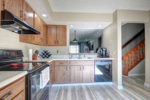 608 Compton Ave, Champaign, IL 61822 photo 13