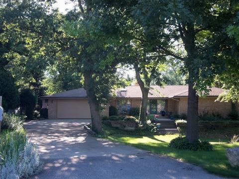 33547 N Oak Dr, Ingleside, IL 60041 photo 2