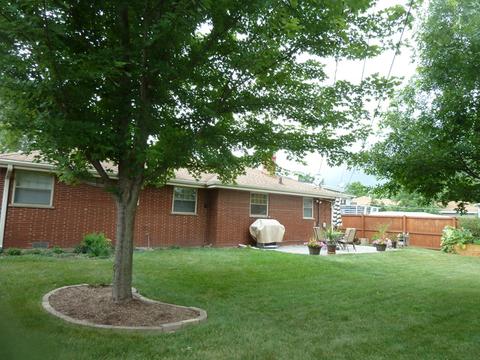 421 Deerpath Dr, Lindenhurst, IL 60046 photo 20