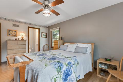 1585 N Summit St, Wheaton, IL 60187 photo 13