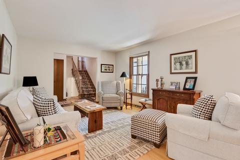 1585 N Summit St, Wheaton, IL 60187 photo 6