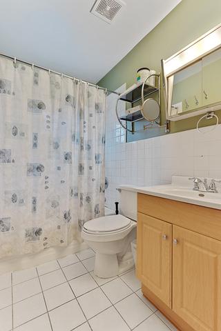 15 Kingman Ln, Hoffman Estates, IL 60169 photo 12