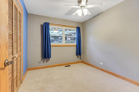 15 Kingman Ln, Hoffman Estates, IL 60169 photo 10