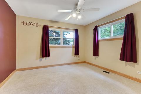 15 Kingman Ln, Hoffman Estates, IL 60169 photo 9
