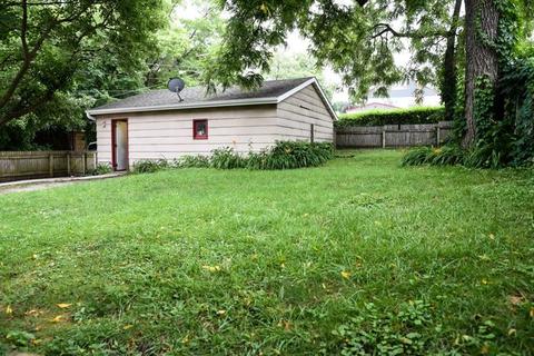 820 E 2nd St, Dixon, IL 61021 photo 3