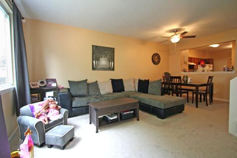 1335 Providence Cir, Elgin, IL 60120 photo 3