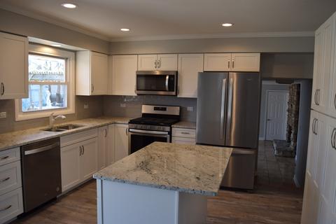 3674 Winston Pl, Hoffman Estates, IL 60192 photo 11