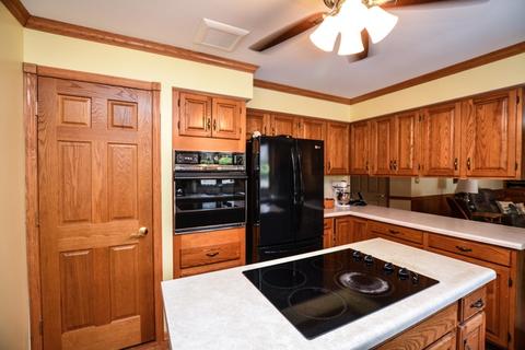 3202 S Cherry Ave, Mchenry, IL 60051 photo 7
