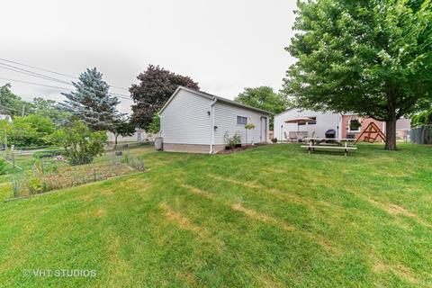 384 S Wolf Rd, Des Plaines, IL 60016 photo 9