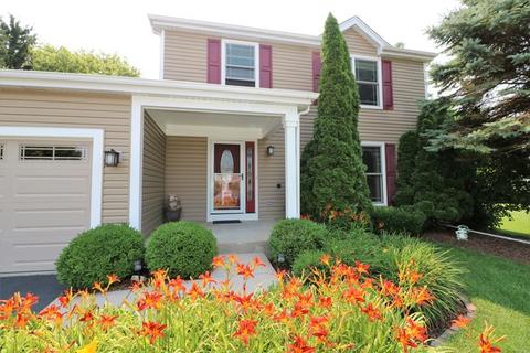 613 Sandpiper Ct, Algonquin, IL 60102 photo 1