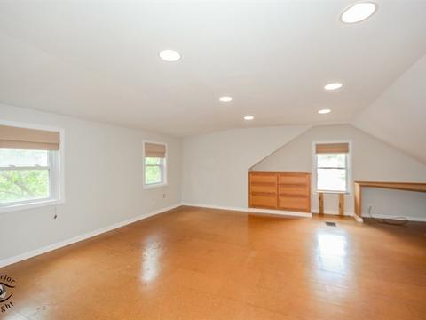 602 E Willow Ave, Wheaton, IL 60187 photo 14